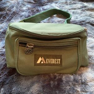 Everest fannypack